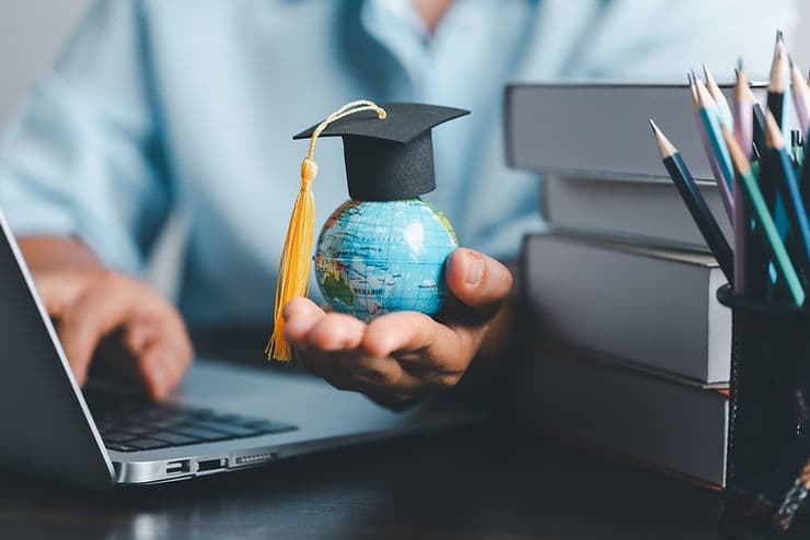 Interactive EdTech Tools for Global Awareness