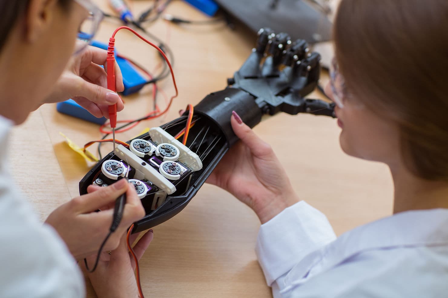 The Future of Learning is Here: How Cutting-Edge Technology is Transforming Education