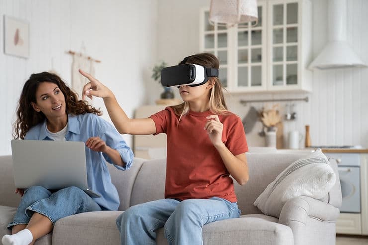 Exploring Prehistoric Life with Virtual Reality